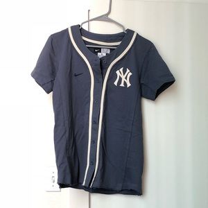 NY Yankee jersey-style shirt